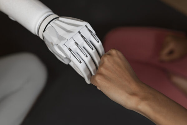 Amazon Unveils Vulcan: A Game-Changing Robot with a Human-Like Sense of Touch