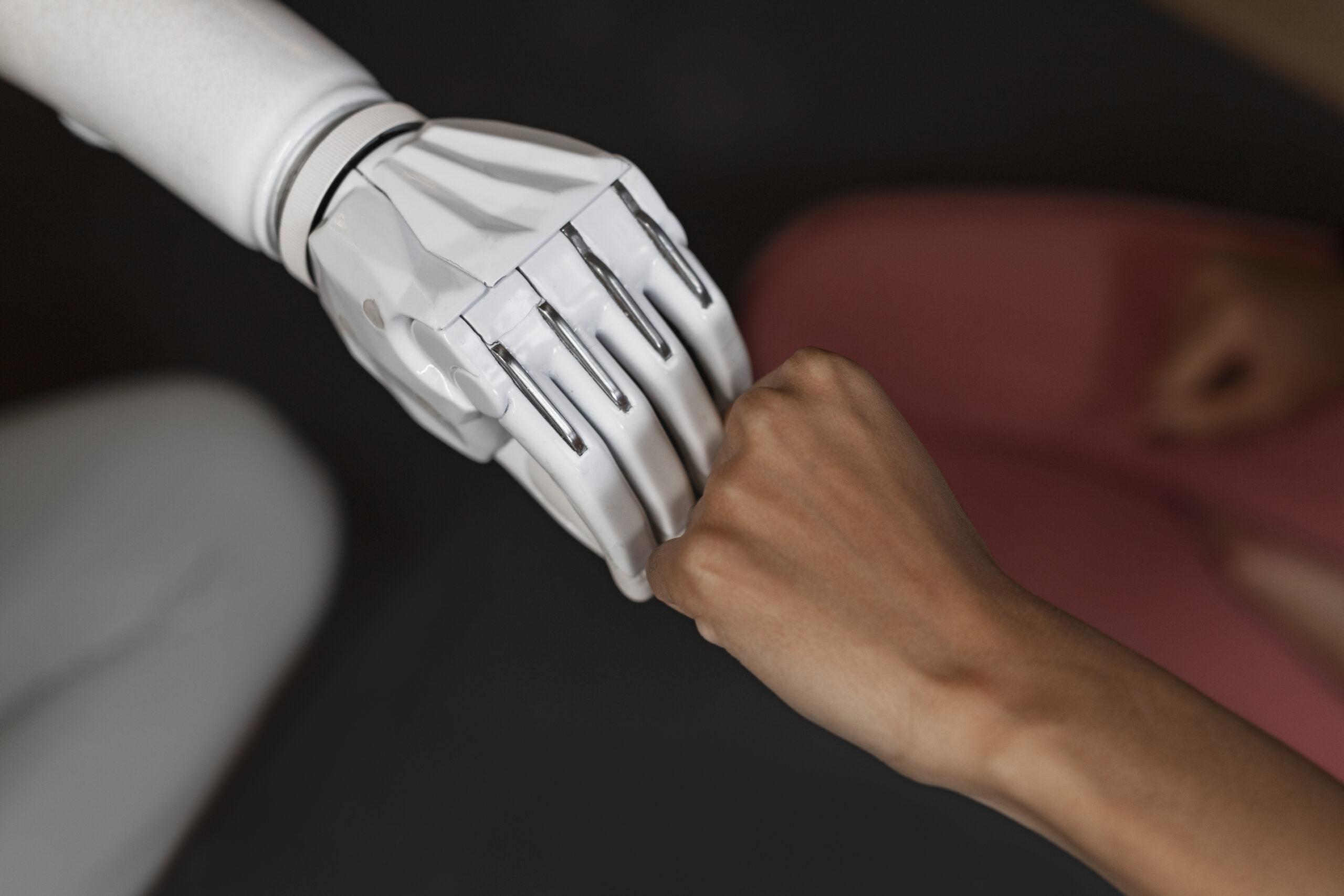 Amazon Unveils Vulcan: A Game-Changing Robot with a Human-Like Sense of Touch